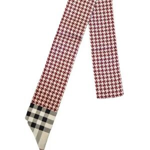 Authentic Burberry Neck Twilly Scary - Authentic with Box and Tags